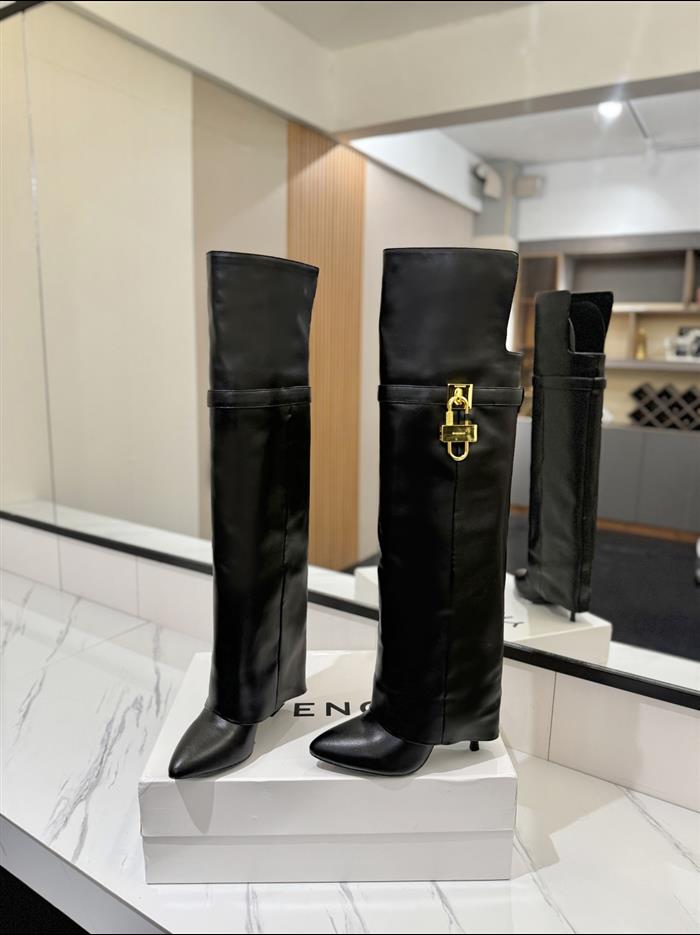 2025112817445011 590